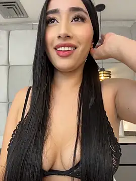 IvonneOwen webcam