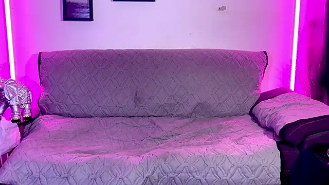 Watch sol_and_andy live on EroticFlix - High definition streams
