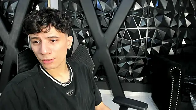 Angel_St1 webcam