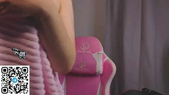 Mary_F0x webcam