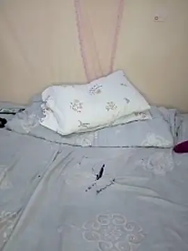 curvyperry webcam