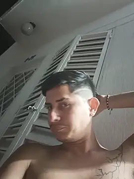 wickedboy_twin1 webcam
