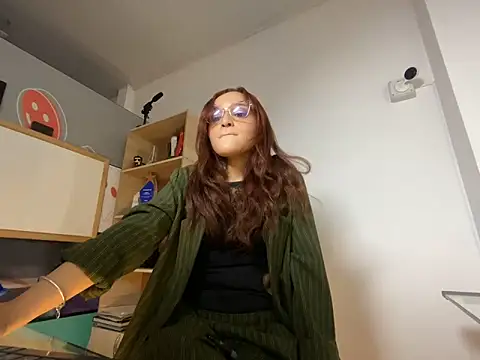 leah_shainee webcam