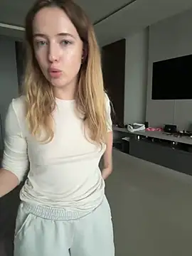 Nura_n_Sarah webcam