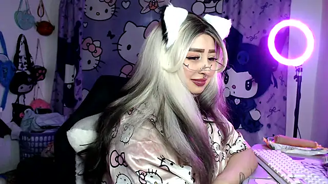 lussyevans24 webcam