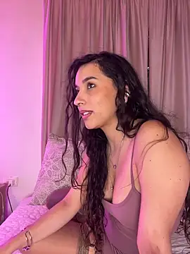 Watch ThaliaRivera_ live on EroticFlix - High definition streams