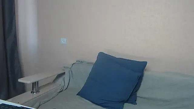 Watch WendyWillson live on EroticFlix - High definition streams