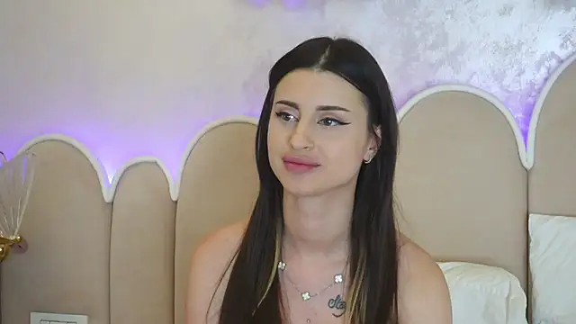 Watch Alice_Voss live on EroticFlix - High definition streams