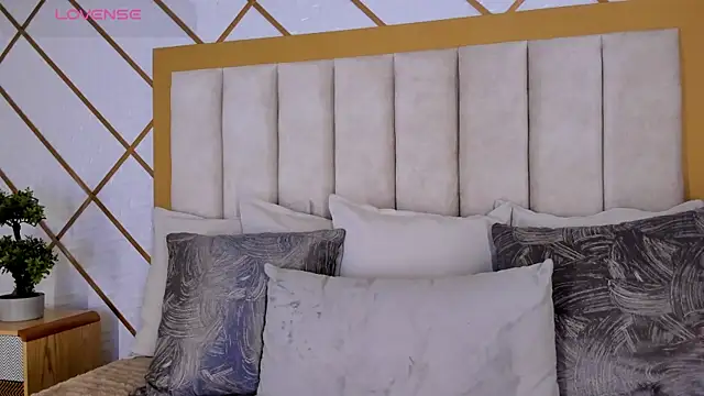 GretaVelvet webcam