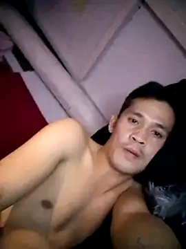 HOT-ASIANBABYBOY webcam
