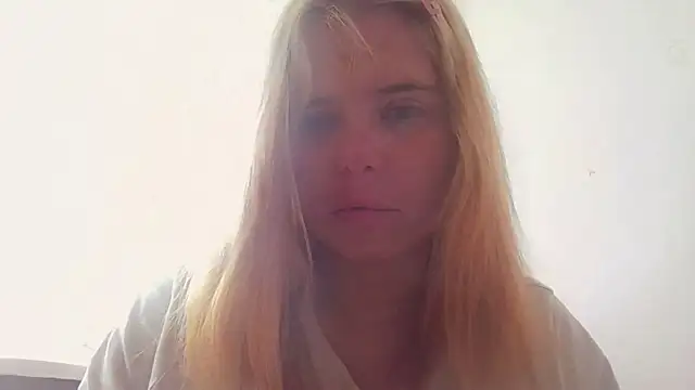 HornyElena webcam