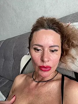 Tania201243 webcam
