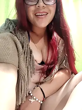 Watch THALASSA_DIOSA live on EroticFlix - High definition streams