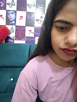 Alisha_Babyy webcam