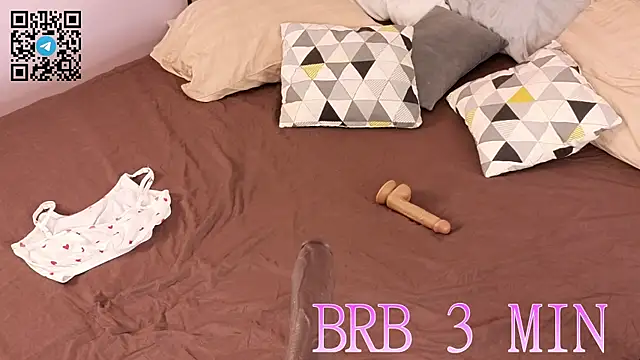 Watch Mira_Berto live on EroticFlix - High definition streams