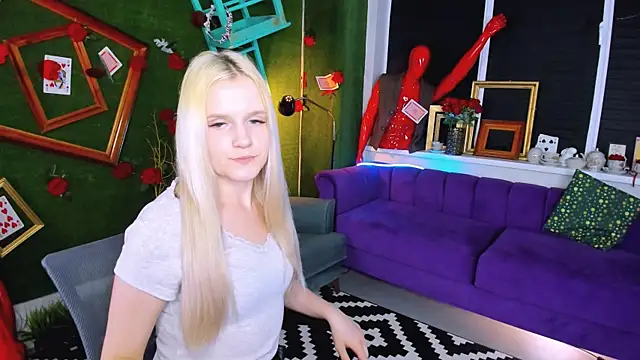 Watch SherriButlers live on EroticFlix - High definition streams