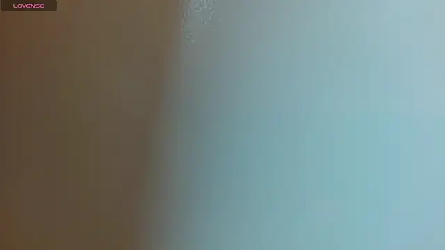 Watch rosaleia_ live on EroticFlix - High definition streams