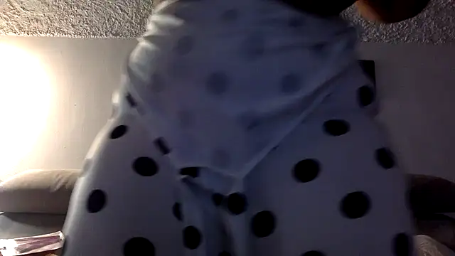 Watch Velvetshadow_48 live on EroticFlix - High definition streams
