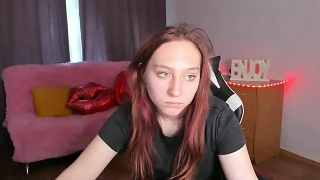 ModelGyrl webcam