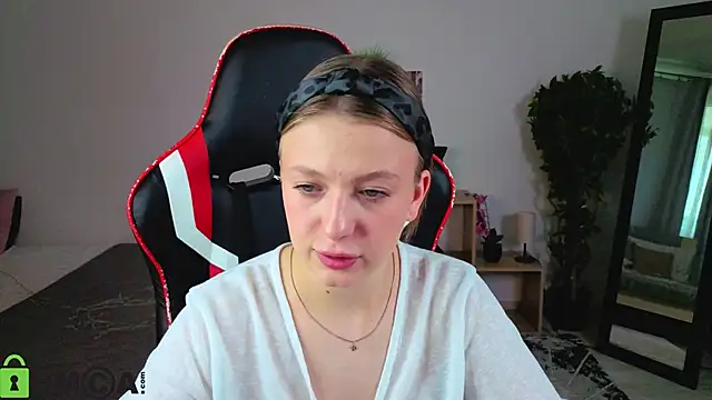 BeatriceLoven webcam