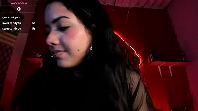 kira_milk1 webcam
