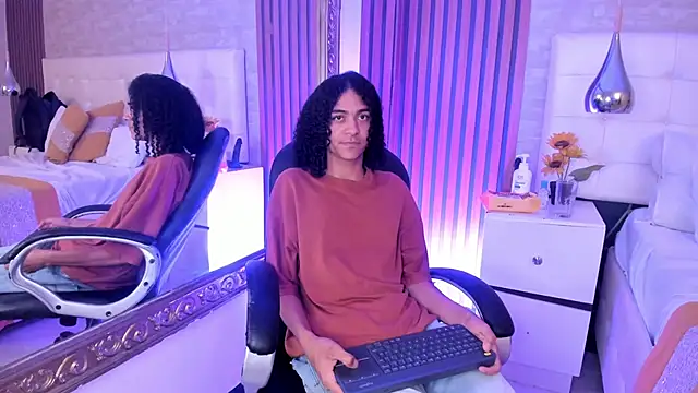 KyleeSmiith webcam