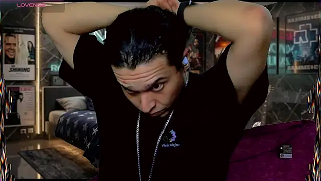 chino_roz webcam