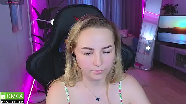 Mira_Mermayd webcam