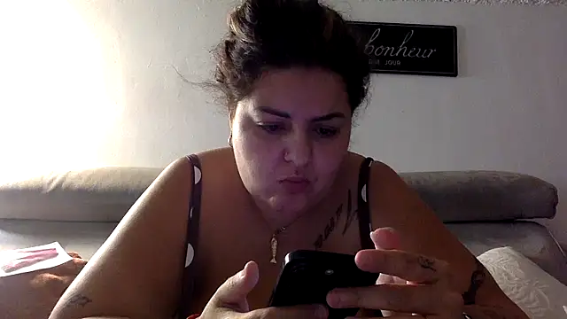 Watch Velvetshadow_48 live on EroticFlix - High definition streams