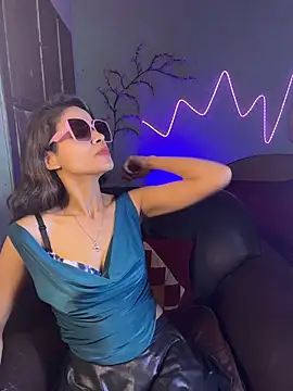 Ivy_the_goddess webcam
