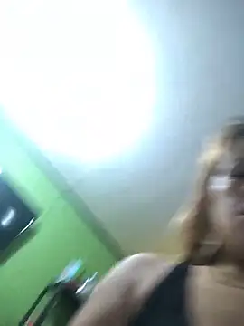 CockBiter83 webcam