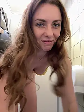 MariiD webcam