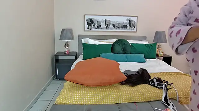 NaughtyKelly28 webcam