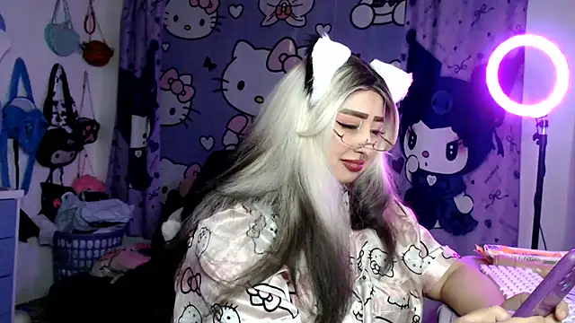 lussyevans24 webcam