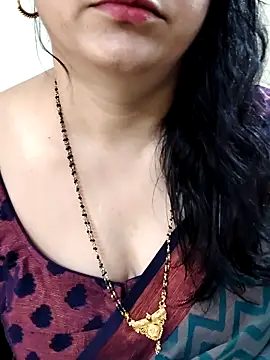 Yazhini-Cam webcam