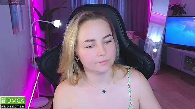 Mira_Mermayd webcam