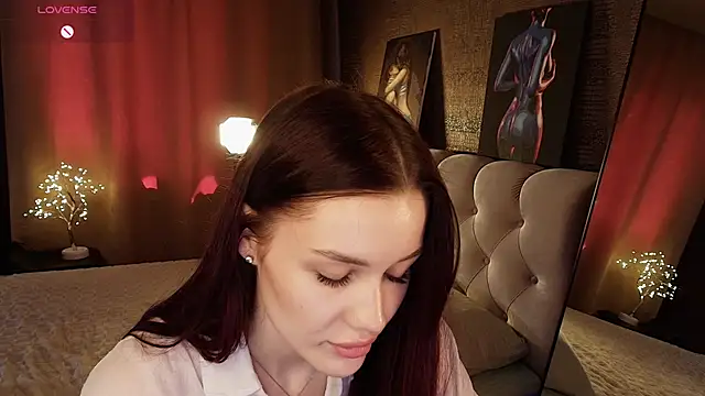 Aria_Mila webcam