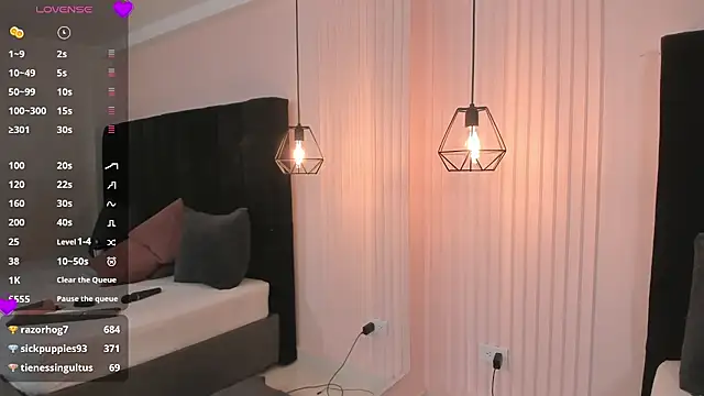 valy_shyness webcam