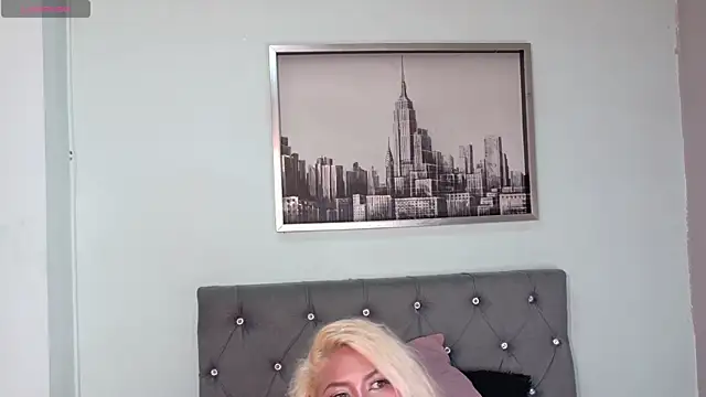ivonnybon_gh (F young) - Play with my delicius boobs ❤️