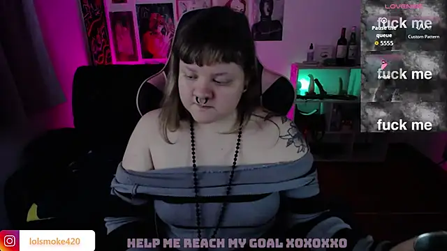 Bdsm_and_fries webcam