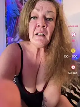 MumGabriela webcam