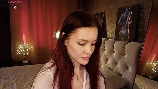 Aria_Mila webcam