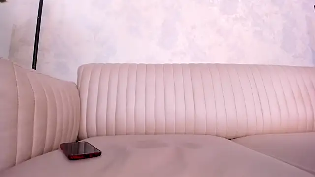 Watch AnnaTylor live on EroticFlix - High definition streams