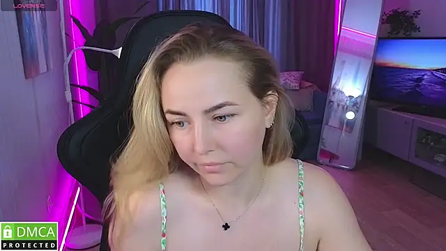 Mira_Mermayd webcam