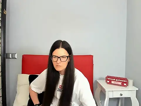 NadiaXlove webcam