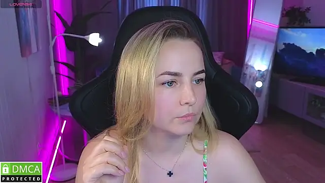 Mira_Mermayd webcam