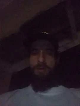 hairy_mannn live cam on StripChat