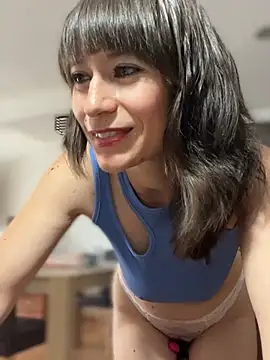 AlanaRius18 webcam