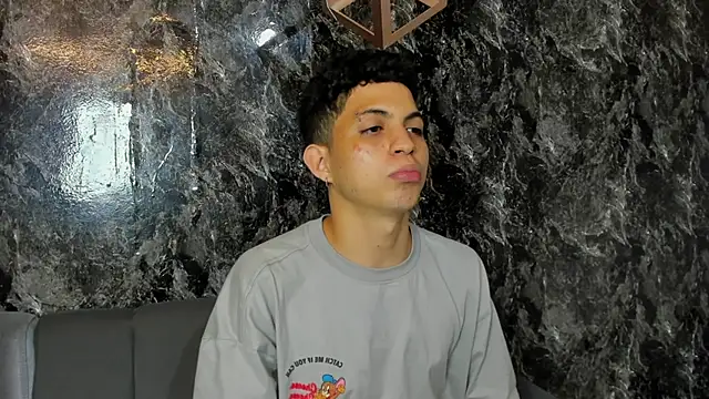cameron_lux77