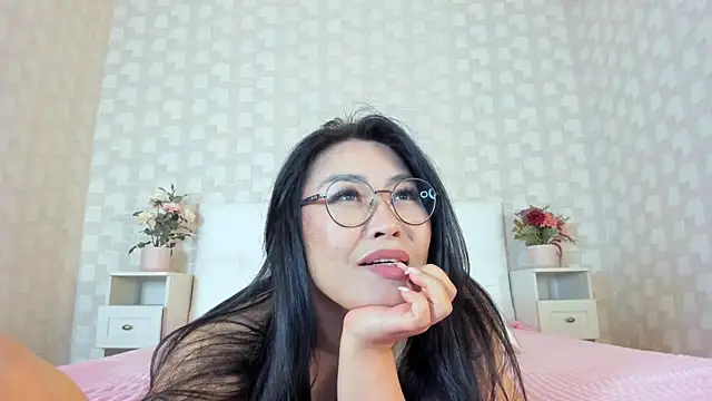 Watch NatsumiHun live on EroticFlix - High definition streams